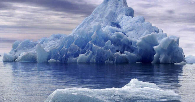 Dünyanın ən böyük aysberqi bir neçə günə parçalanacaq