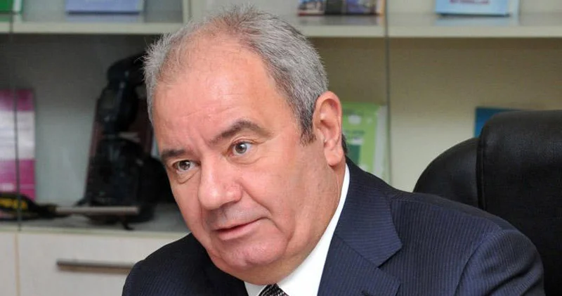 Sabiq nazir baş direktor vəzifəsini də itirdi