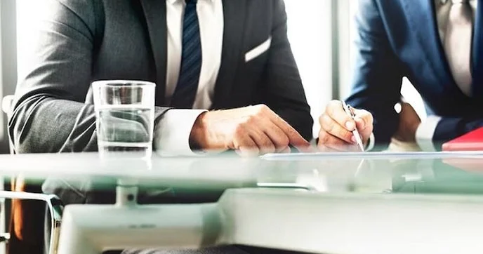 Bu universitet işçi axtarır Maaş 4000 manatdır