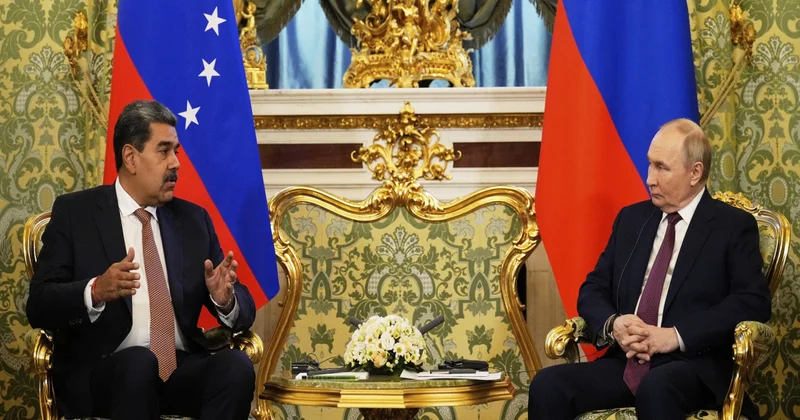 KİV: Rusiya Maduroya sığınacaq verməyə hazır olub