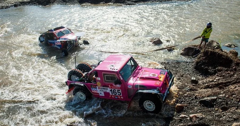 Çində avtomobil yarışında on dörd nəfər xəsarət alıb