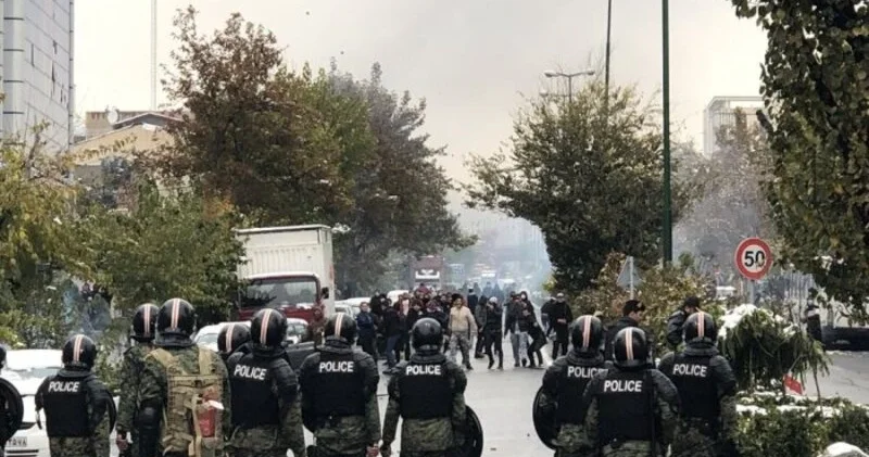 İranda etirazlarla əlaqədar 22 nəfər saxlanıldı