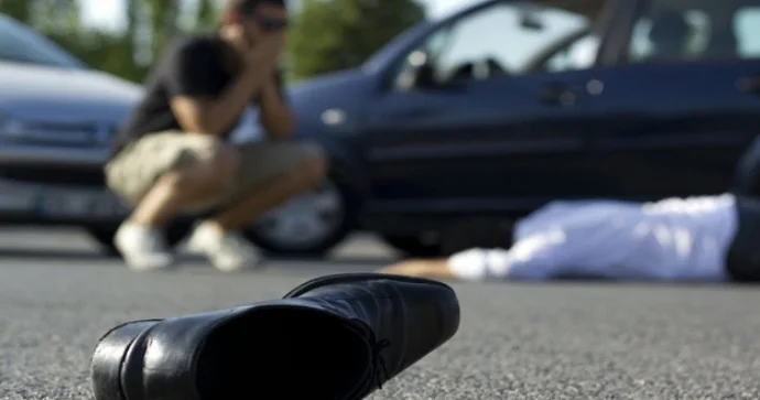 Mercedes in vurduğu piyada xəsarət alıb Ağdamda qəza FOTOLAR