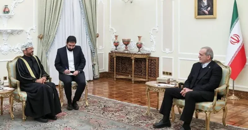 “Bir sıra insanlar İranda xaos yaratmağa çalışırlar” Pezeşkian