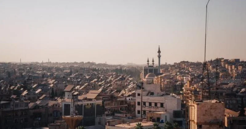 Suriya DİN: Hələbdə hökumət qüvvələrinin əməliyyatı yekun mərhələyə daxil olub