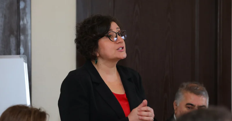 Teleradio Akademiyasında “Mediada Azərbaycan dili” mövzusunda təlimlər başlanıb