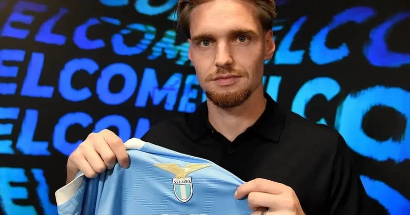 Latsio niderlandlı futbolçunun transferini açıqlayıb