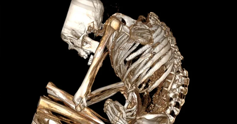 1100 il əvvəl mədəndə bədbəxt hadisə nəticəsində ölən kişinin mumiyası tapıldı