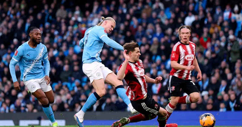 “Mançester Siti” rəqibini darmadağın etdi 10:1