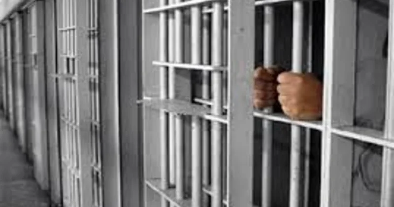 İranın Baharistan bölgəsində 100 nəfər həbs edilib