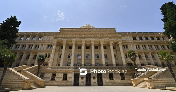 АзТУ закупит компьютерное оборудование почти на 1,7 млн манатов