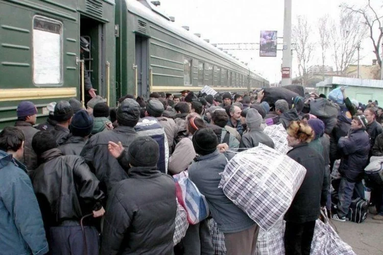 Miqrantların qovulması gündəmdə: Moskva “silahını” işə salıb