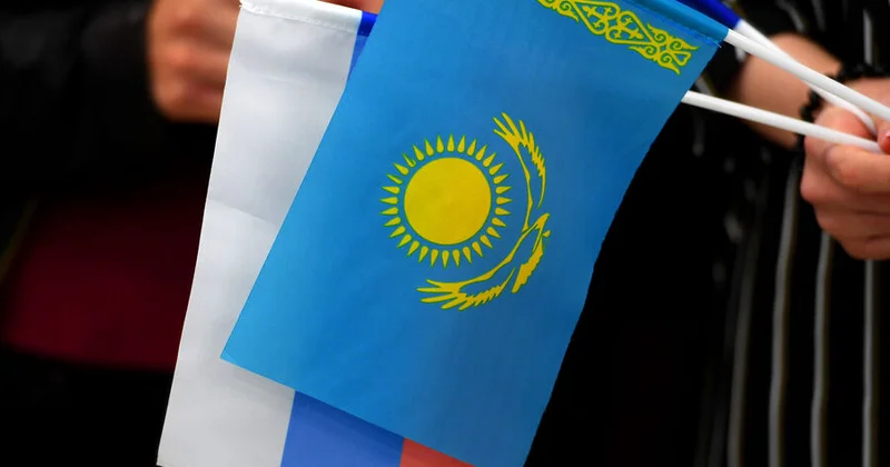 Qazaxıstan Konstitusiyasında rus dili ilə bağlı ifadələr dəyişdiriləcək