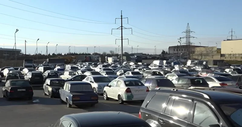 Bu halda avtomobil cərimə meydançasından dərhal çıxarılacaq