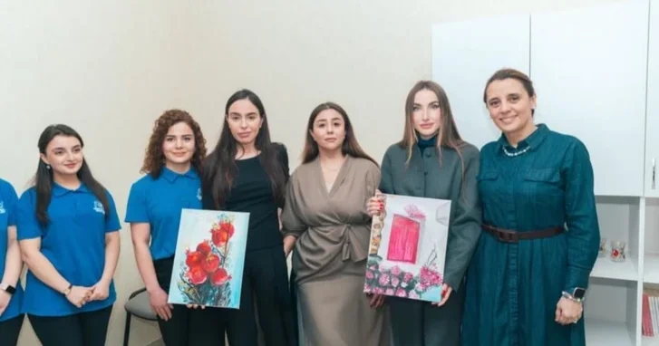 Алёна Алиева поделилась публикацией о посещении Гянджинского центра аутизма