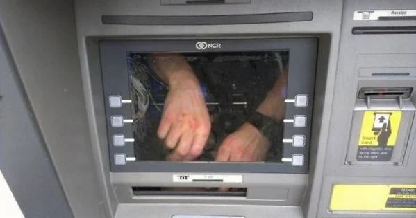 Ahılların kartlarından oğurluq edən şəxs tutuldu KONKRET