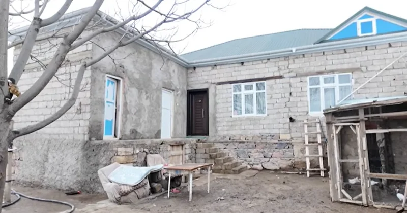 Beşuşaqlı ailə acınacaqlı durumda: Barmağına bir aparat bağlayıb üçüncü qrup əlillik verdilər