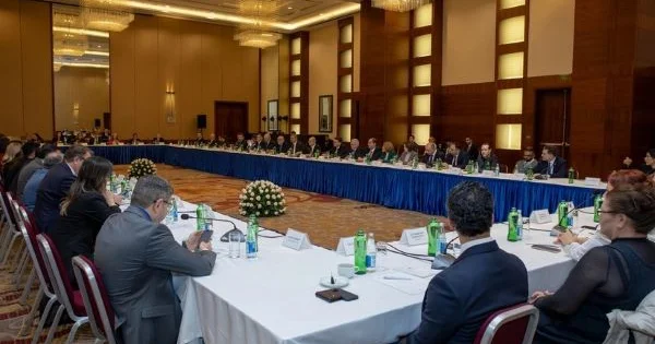Bakıda Tramp Marşrutu ilə bağlı müzakirə aparılıb