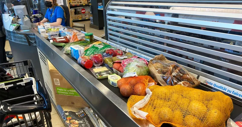 Россия теряет доходы от поставок продовольствия за рубеж