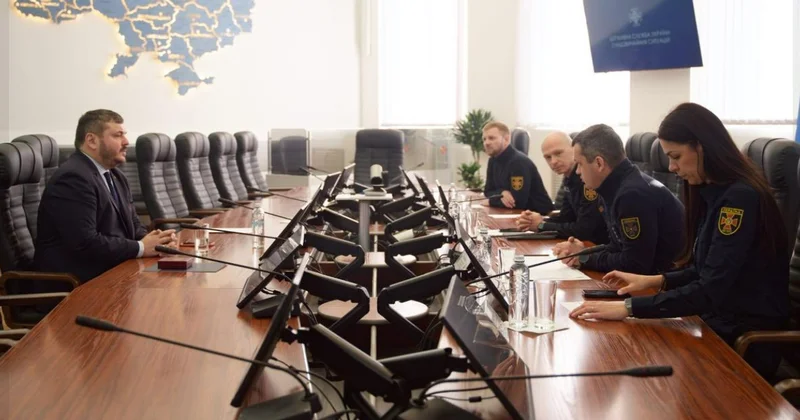 Азербайджан поддержал украинских спасателей необходимым оборудованием Minval Politika