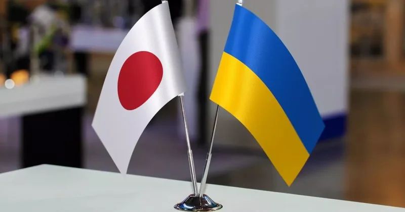 СМИ: Япония планирует поставлять нелетальное снаряжение в Украину