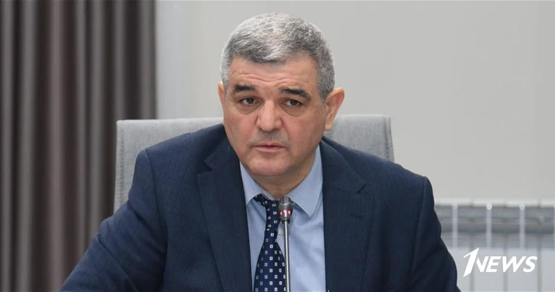 Спортзалы закрыты, бассейнов нет : Депутат о проблемах развития молодежи