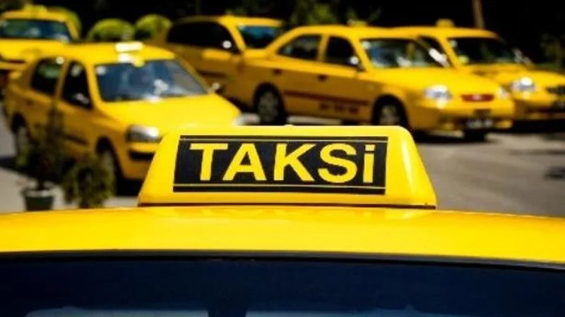 Taksi sürücüsü başqasının kartından 1430 manatı necə çıxarıb? İki gün sonra ələ keçdi