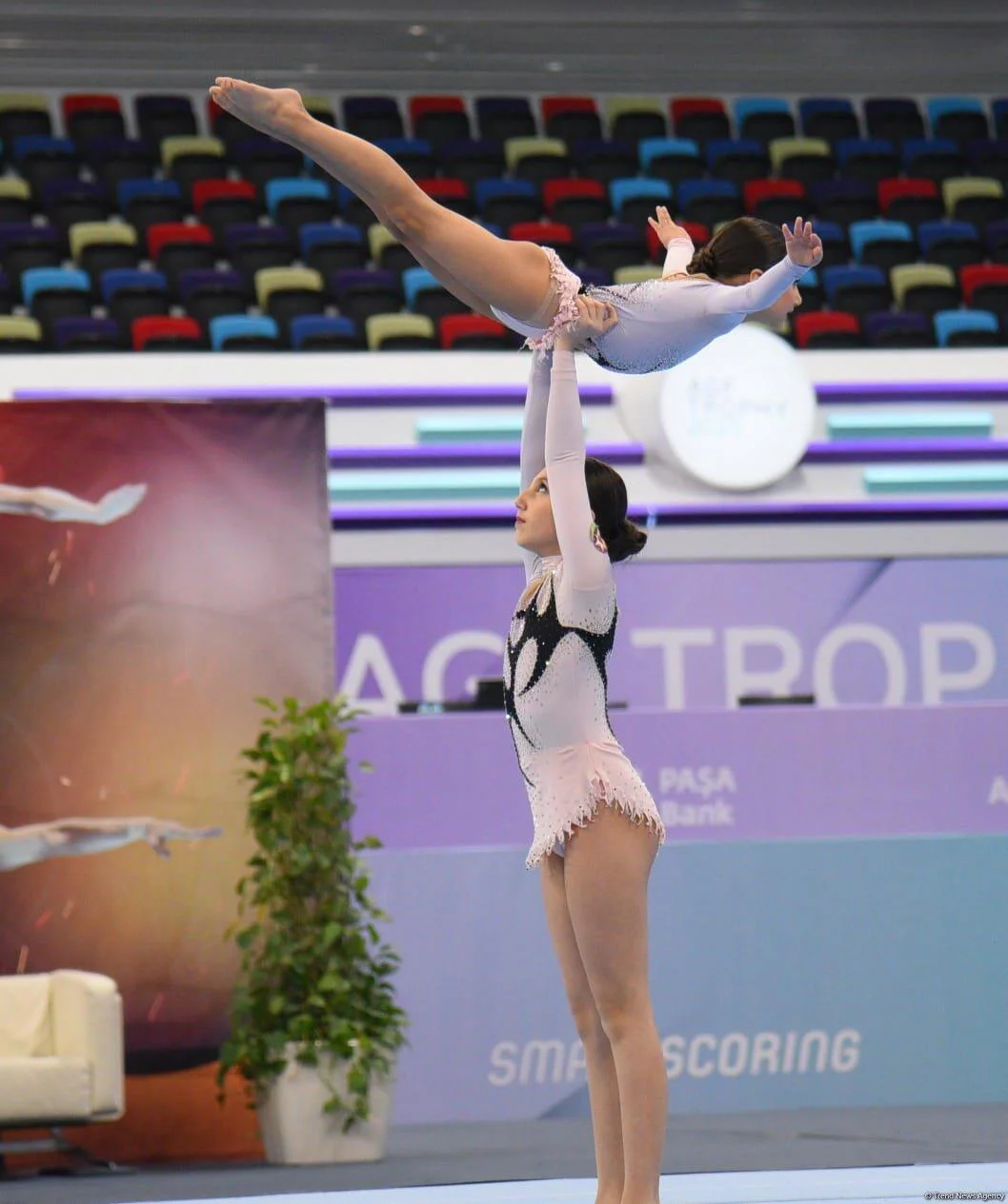 Akrobatika gimnastikası üzrə 30 cu ölkə birinciliyi və Bakı çempionatı start götürüb FOTO