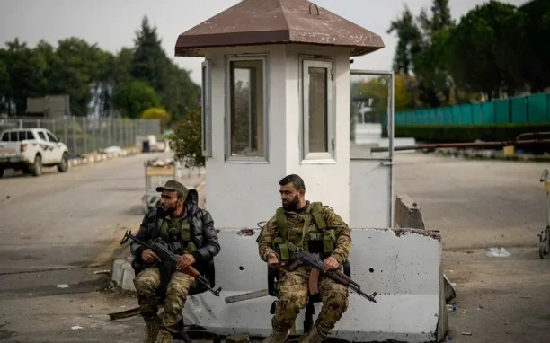 Suriyadakı münaqişədə ölənlərin sayı 1000 i keçib