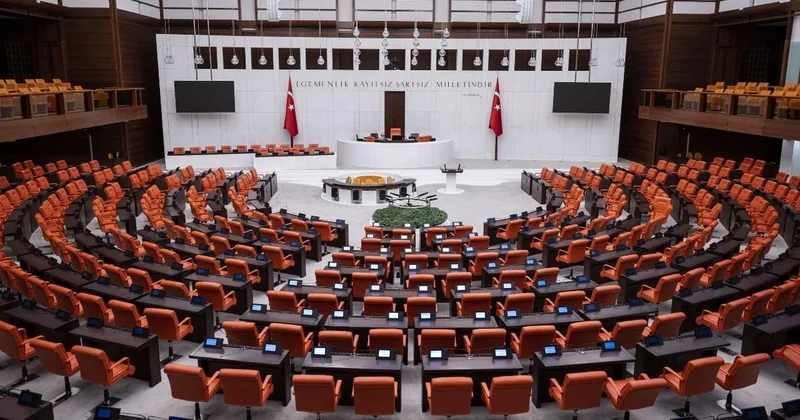 Парламент Турции собрался на закрытое заседание по Ирану, министры выступают с докладами
