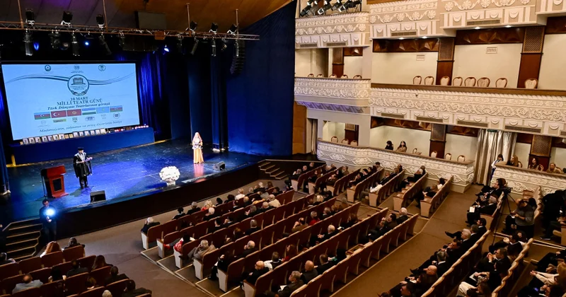 Akademik Milli Dram Teatrında Milli Teatr Günü münasibətilə təntənəli tədbir VİDEO