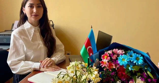 YENİ YAŞ: NƏ YAXŞI Kİ, MÜƏLLİMƏM!