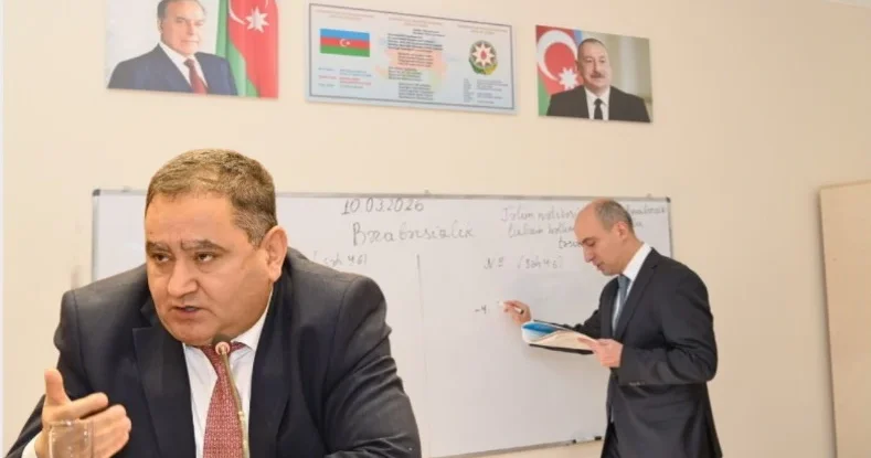 Ay savadsızlar, Emin Əmrullayev riyaziyyatçı deyil Etibar Əliyev
