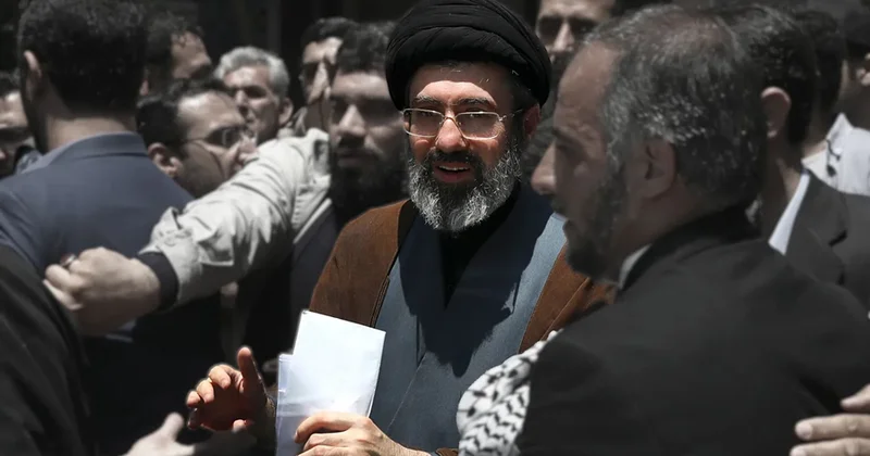 Səsi cəmi bir dəfə eşidilən İranın yeni lideri: Müctəba Xameneinin siyasi portreti