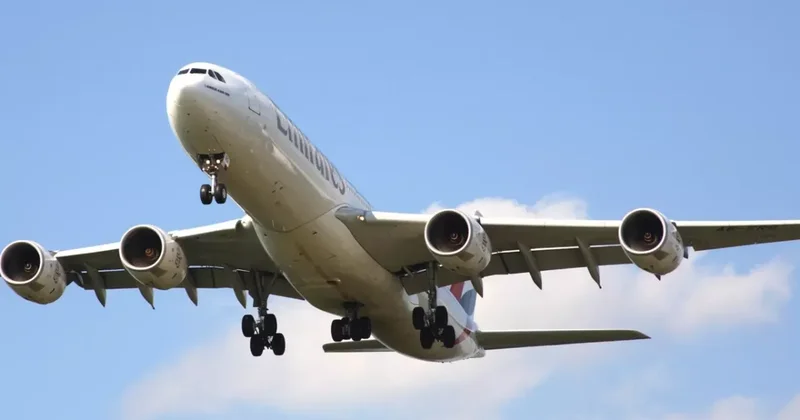 Emirates и Singapore Airlines вошли в список самых роскошных авиакомпаний мира