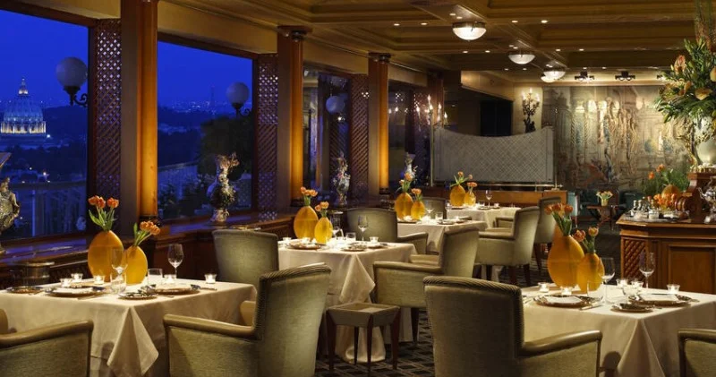 Əhali restoranlarda 117,7 milyon manat xərcləyib