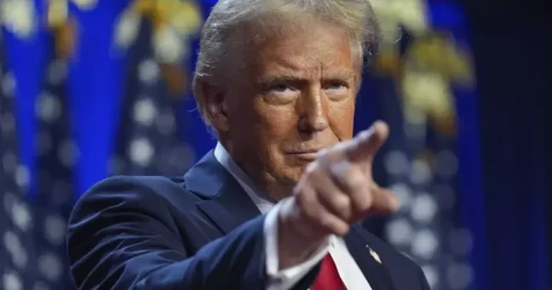 Трамп угрожает Ирану ударом в двадцать раз сильнее за угрозу Ормузскому проливу
