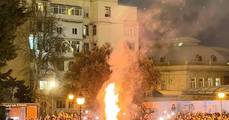 В Ичеришехер отметили "Йель чершенбеси" ВИДЕО