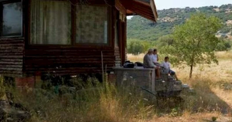 Kurtlar Vadisinin məşhur aktyoru indi daxmada yaşayır FOTO