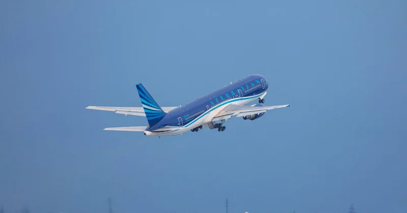 AZAL организовал очередной эвакуационный рейс из Маската в Баку
