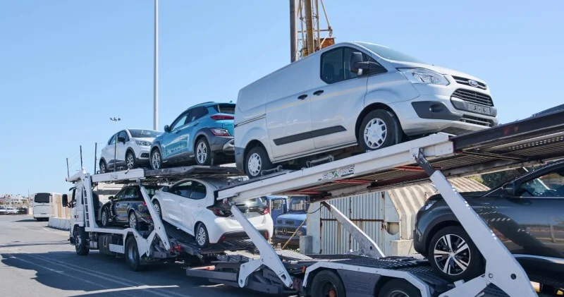 Казахстан повысит утильсбор на автомобили из России