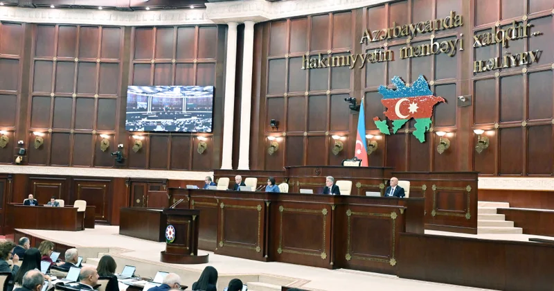 Parlamentin iclasında 11 məsələ müzakirə olunub YENİLƏNİB