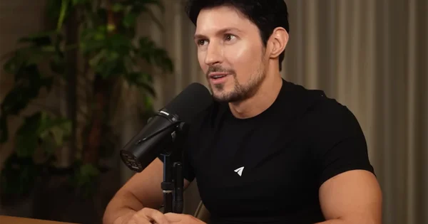 Дуров: WhatsApp не защищает переписку пользователей