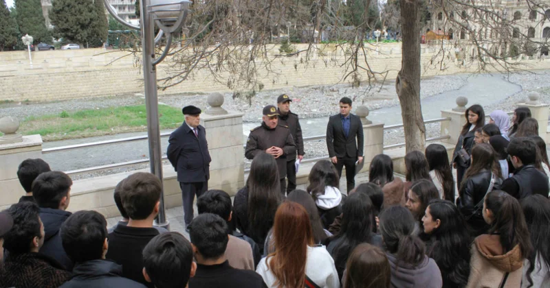 Sel təhlükəli ərazilərdə yaşayanlar təhlükədən qorunmağın yolları barədə maarifləndiriliblər