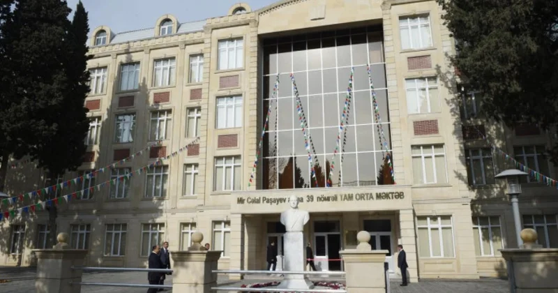 Şagirdləri təhqir edən müəllimlə bağlı tədbir görüldü