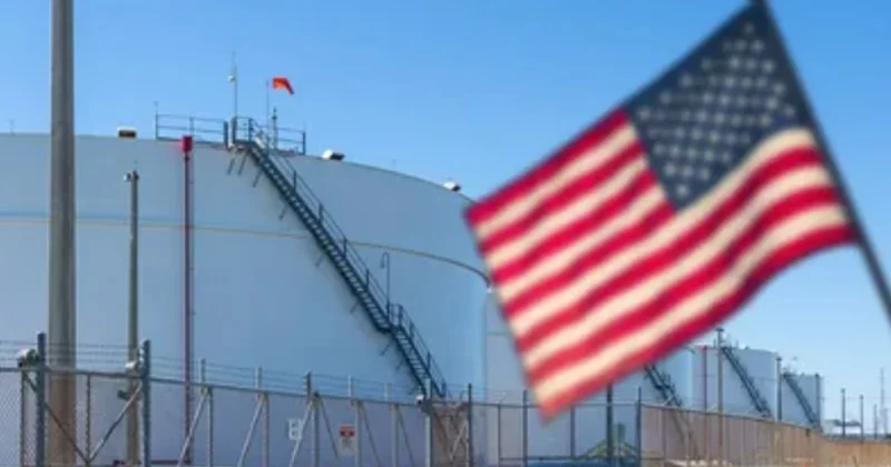Америка достает нефть из закромов