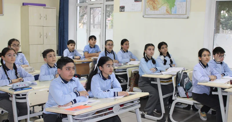 Şəki liseyindən ölkə rekordu iki sinfin bütün şagirdləri yarımfinala yüksəlib