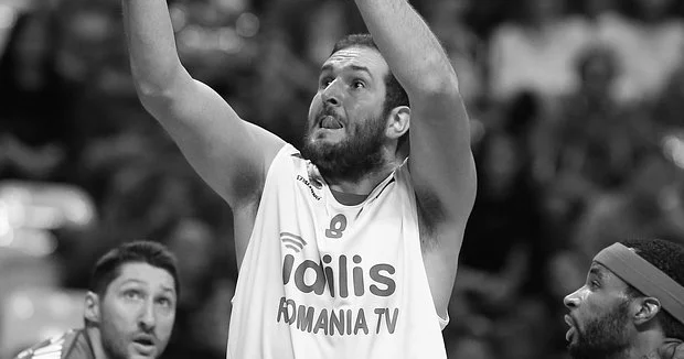 Rusiyanın keçmiş klub basketbolçusu 38 yaşında ölüb...