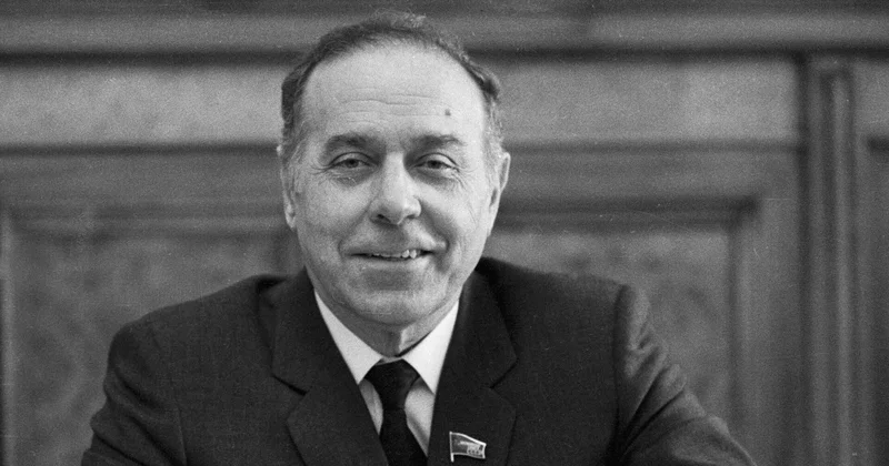 Konstitusiya və suverenlik: Heydər Əliyev siyasi irsinin təməl sütunları KONKRET