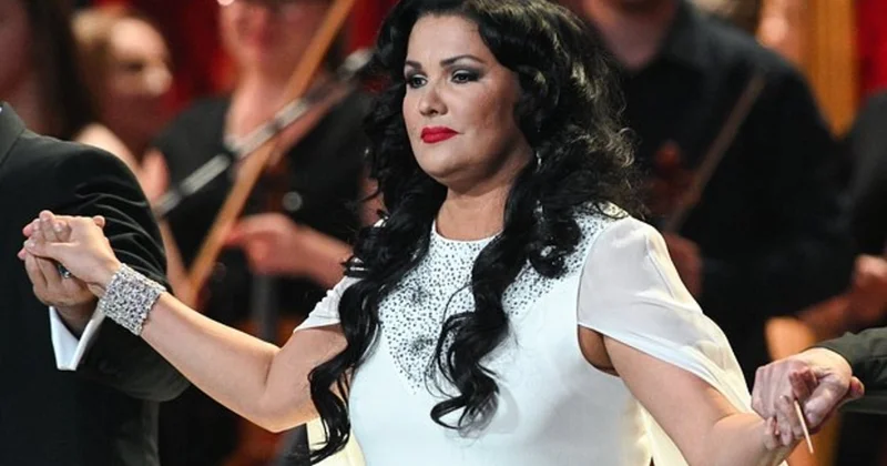 Rusiyalı müğənni Anna Netrebko axtarışa verildi